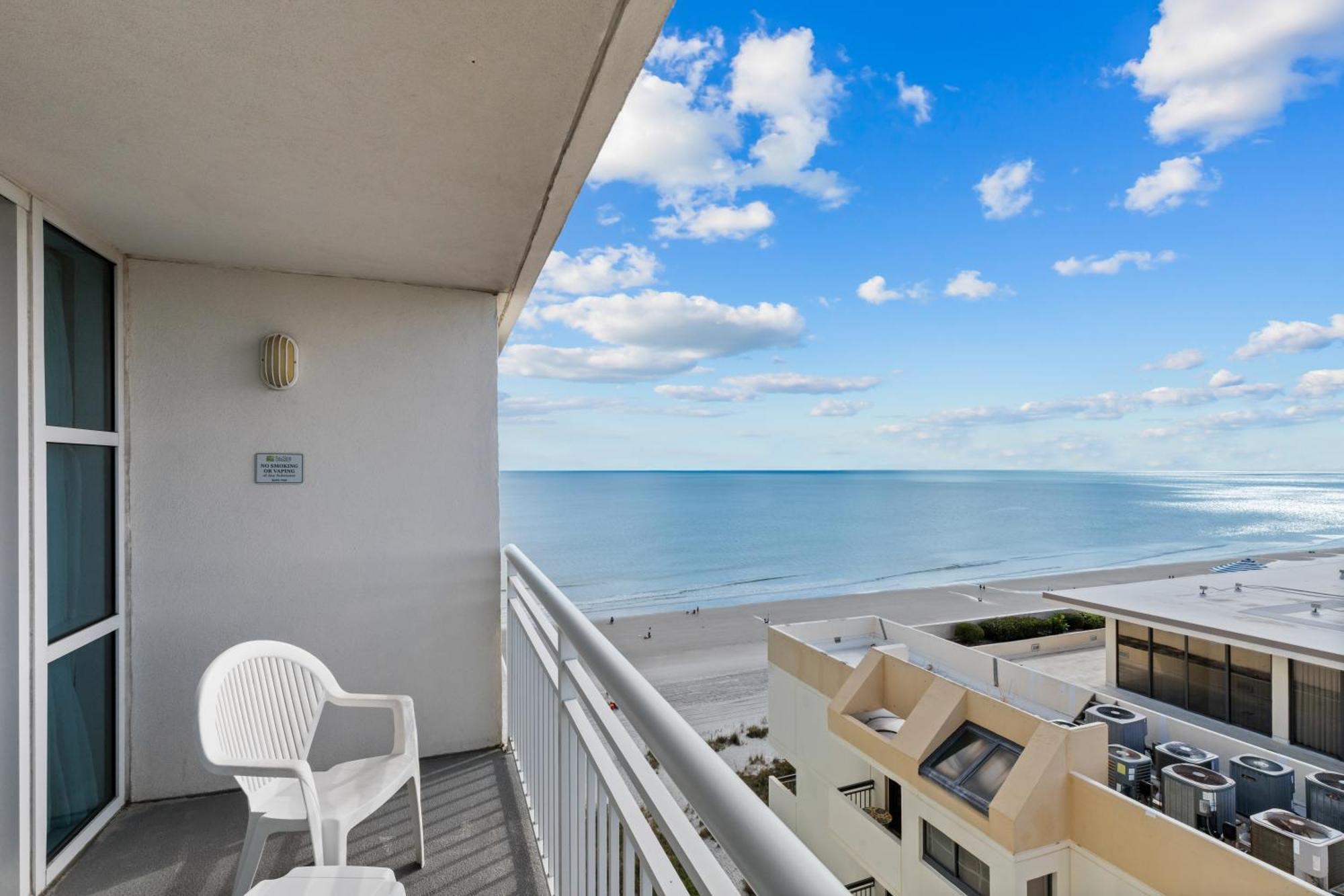Seaside Resort Atlantic Beach Bagian luar foto